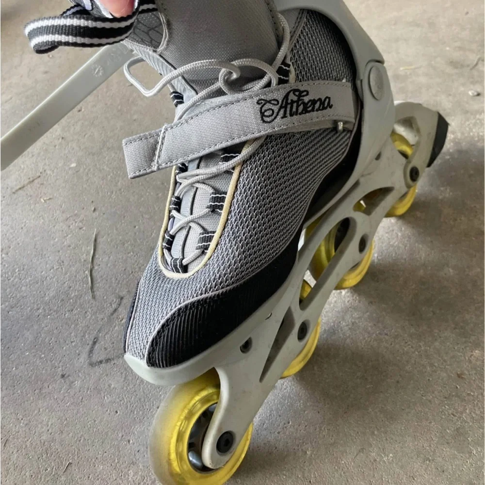 Athena Women's Black Inline Skates - Picture 3 of 6